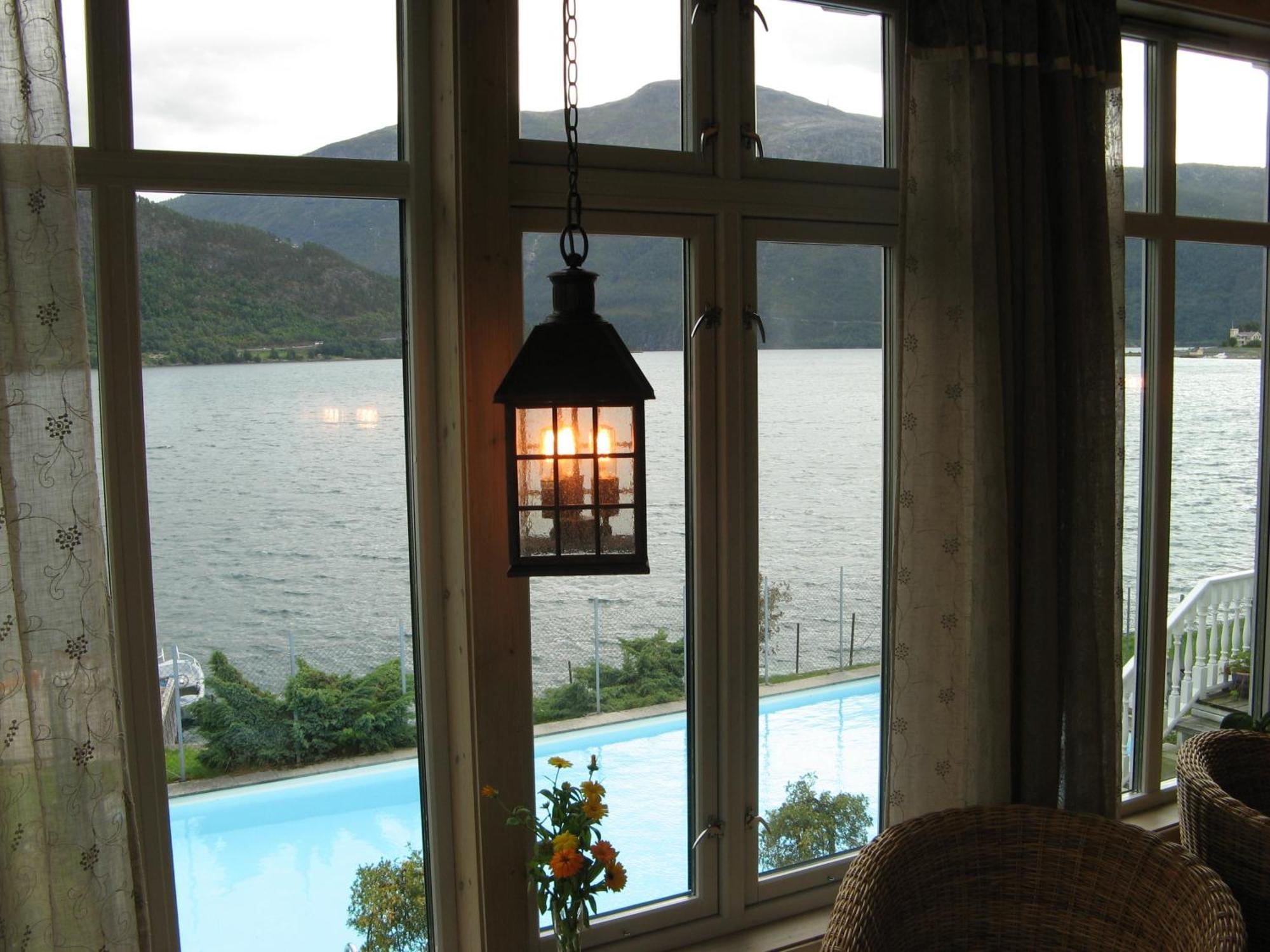 Hofslund Fjord Hotel Sogndal Exterior photo
